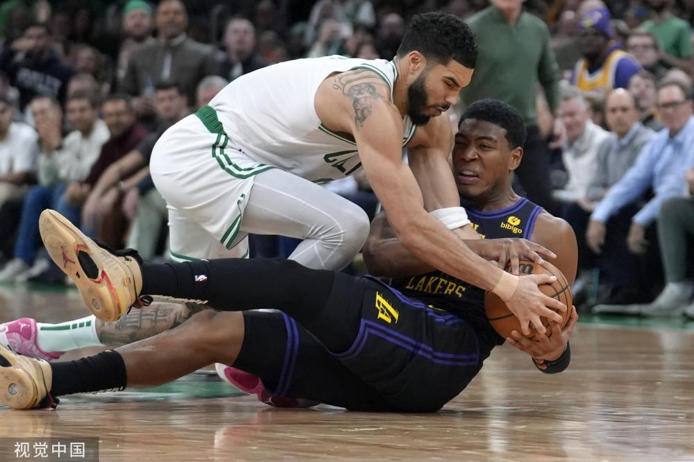 点燃了全场 点燃了全场