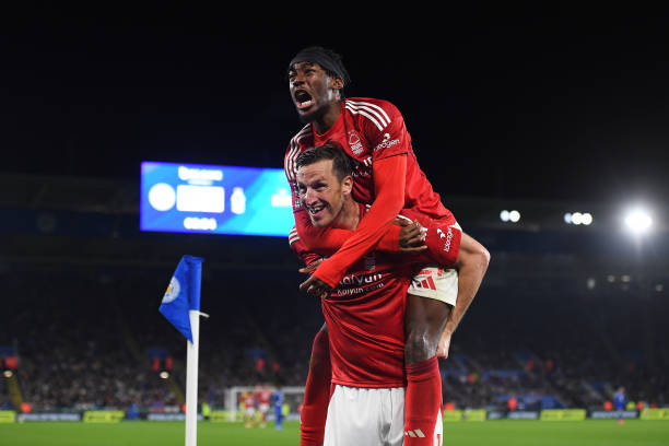 仅点燃了广 仅点燃了广