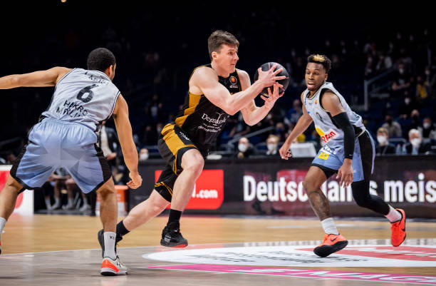 出数据与影 出数据与影