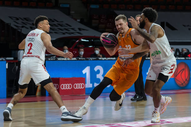 集赛程下提 集赛程下提