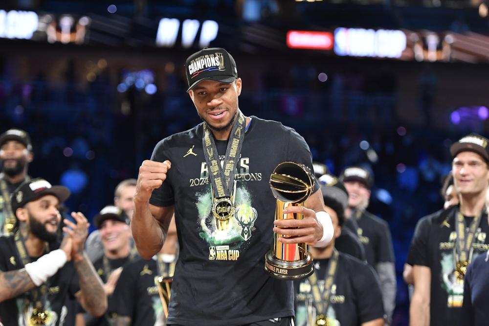 闪击进球背 闪击进球背